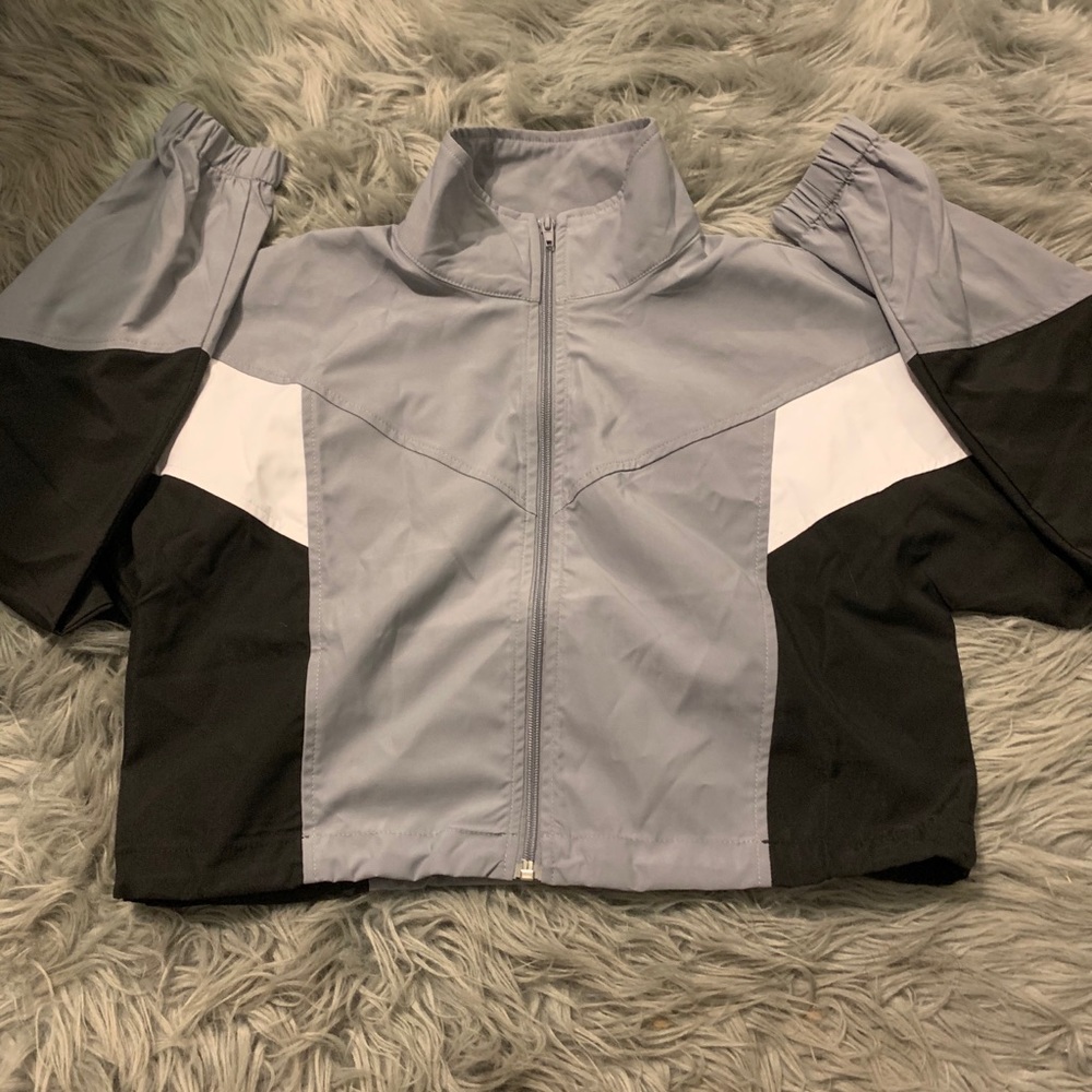 windbreaker cropped jacket